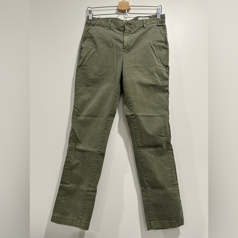Gap (Gap for Good) green girlfriend chino pants size 2